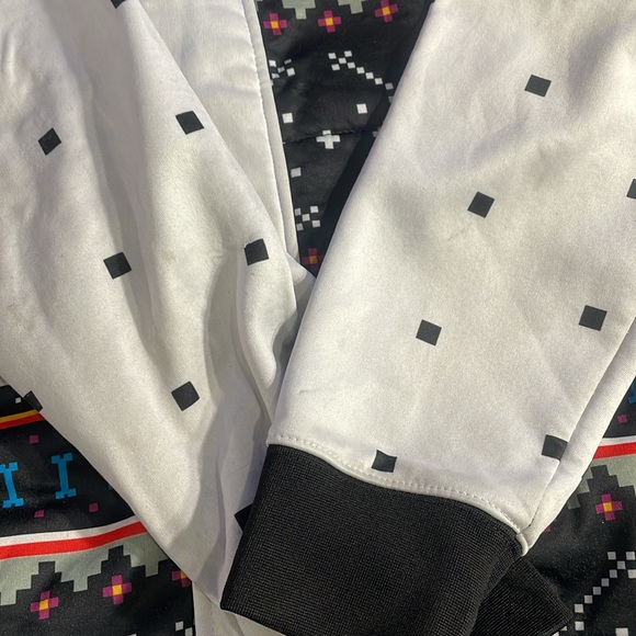 Neff Men’s Outdoor Multicolor Snowboarding Coat Size Medium - Picture 2 of 7